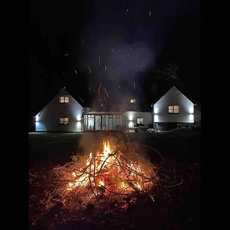 Bear Cottage, Tyn Y Cwm Eglwys-Fach Exteriér fotografie